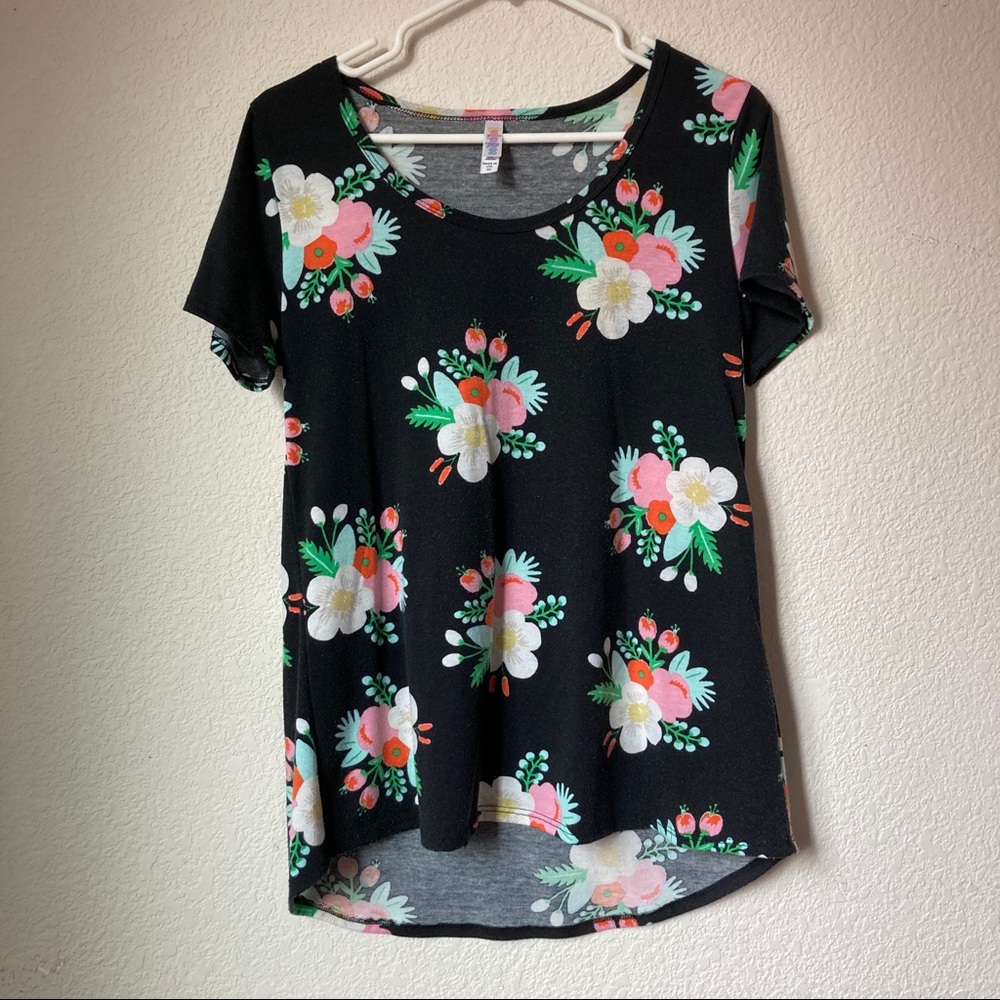 LuLaRoe Classic Tee
